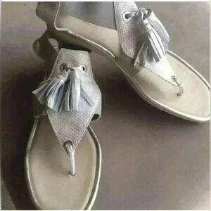 The Flexx Sandals Women’s Size 6.5 Grey Silver Snakeskin  Ankle strap Flat